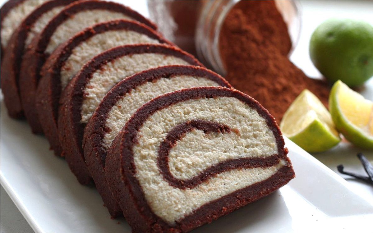 Рулет бисквитный Брауни