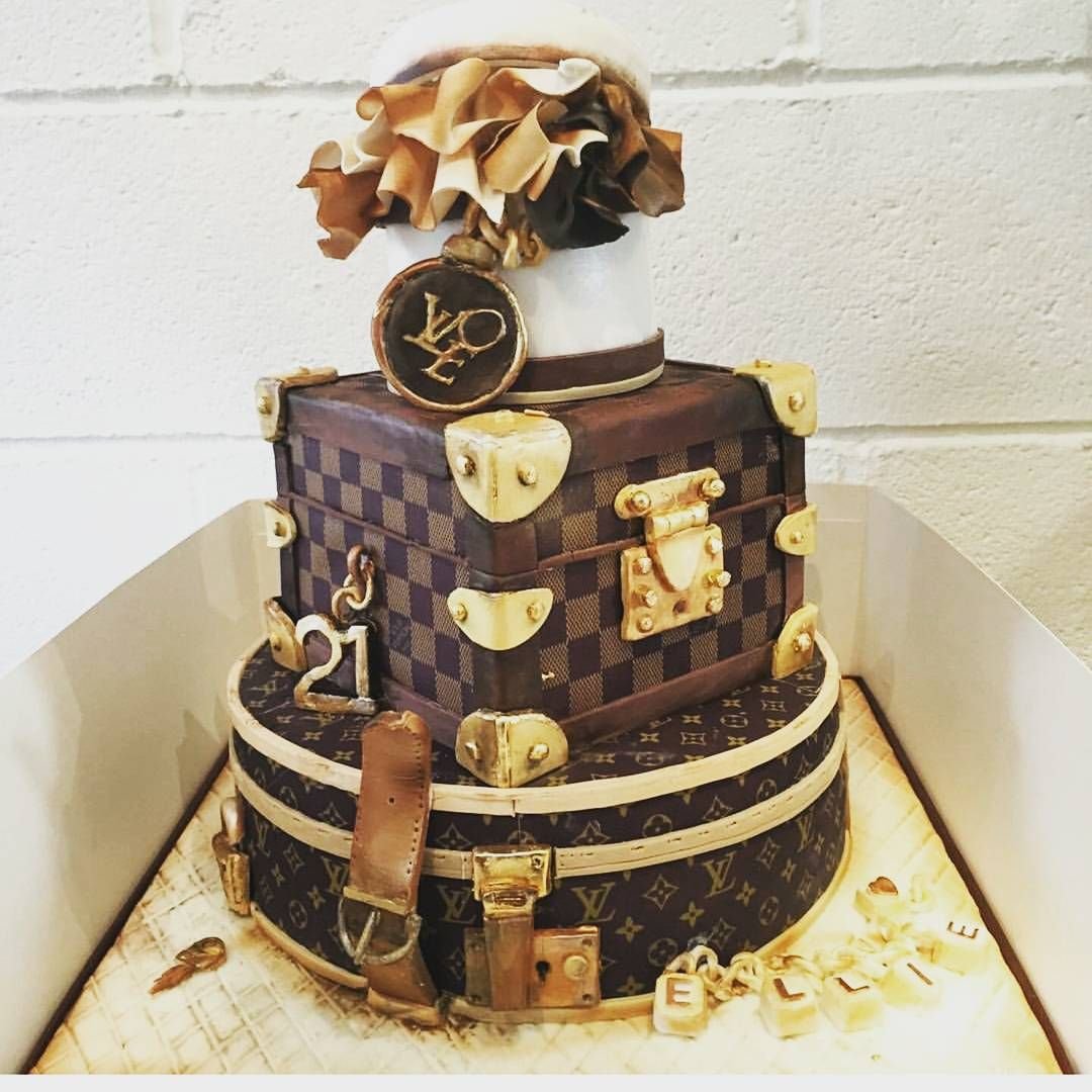 Кожаный торт