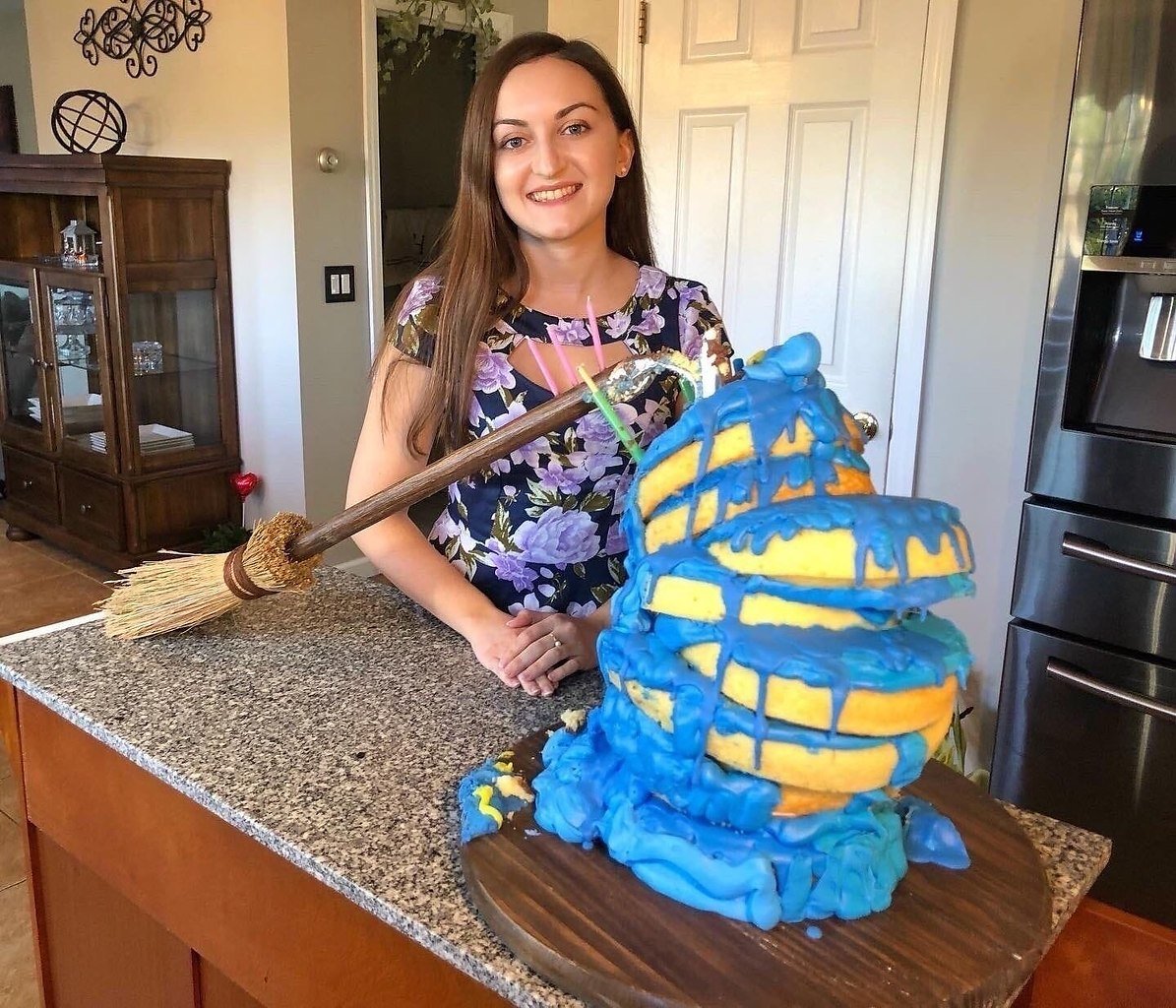 Необычный торт для сестры