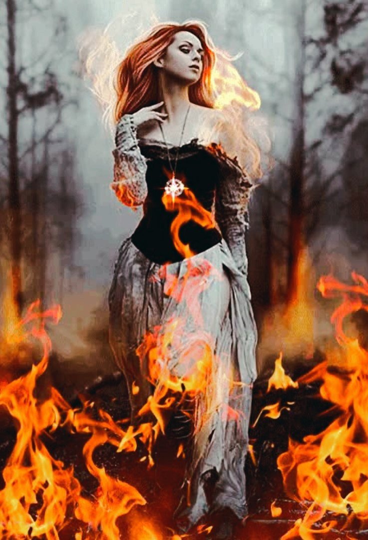 Горящая ведьма на костре