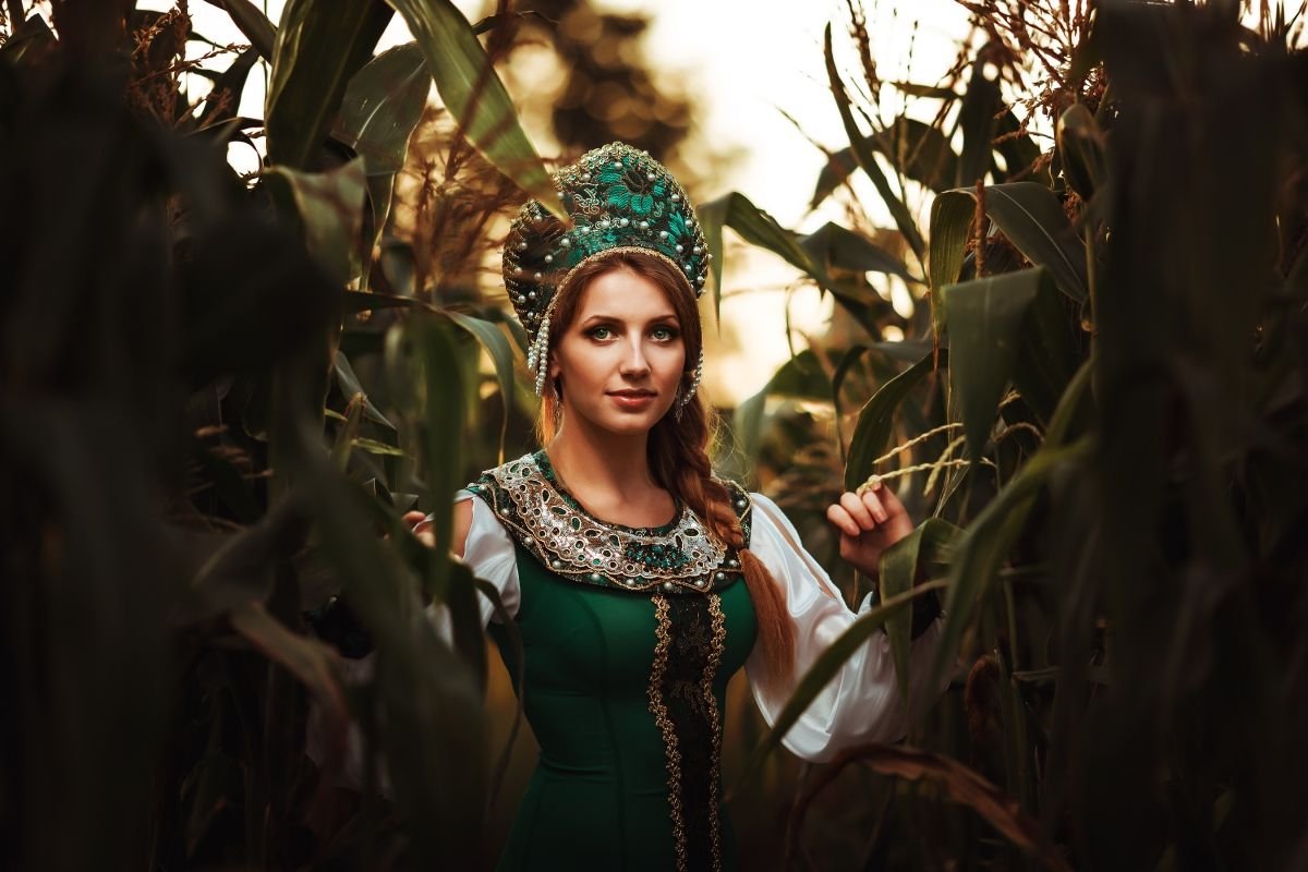 С днём рождения Леночка