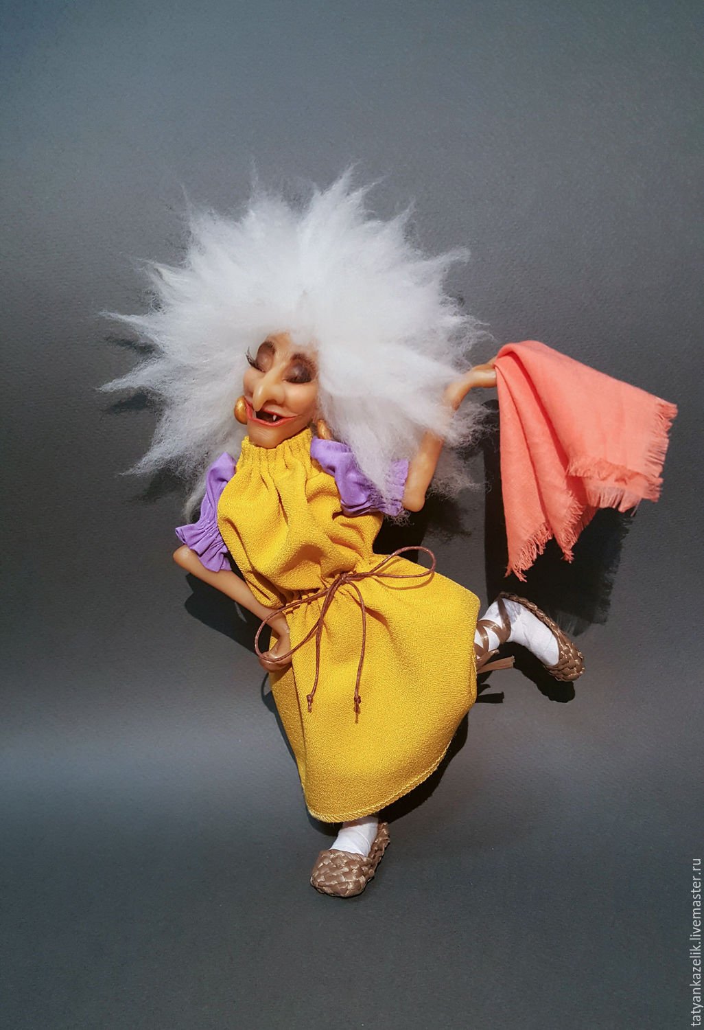 Летучий корабль дом бабок Ежек