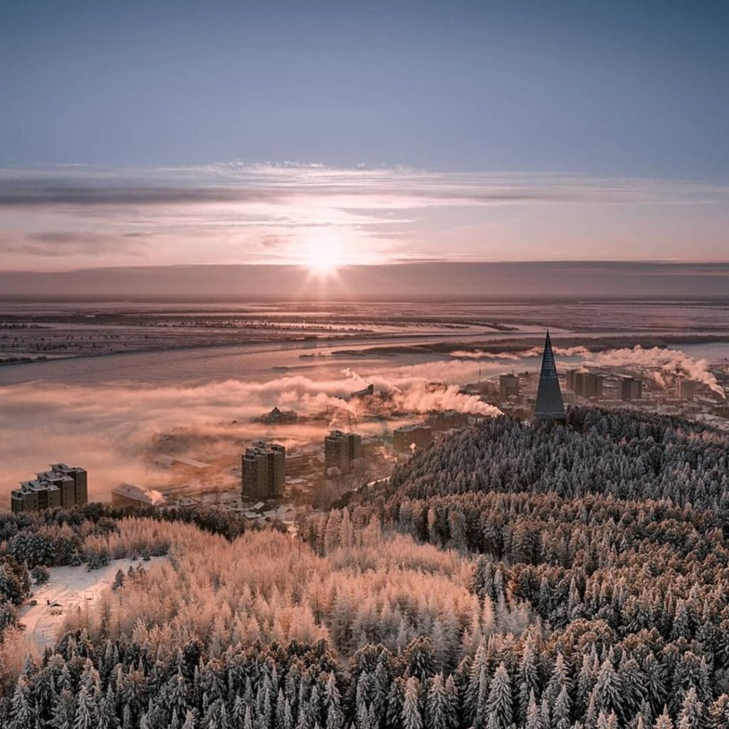 Ханты-Мансийск пирамида на Холме