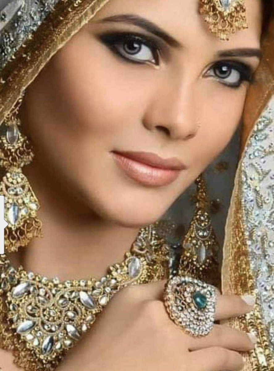 Сабина Байсакова восточные глаза