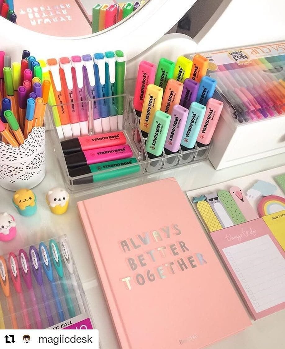 Школьные принадлежности