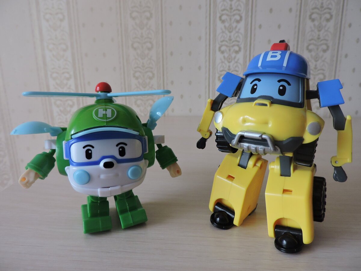 Робокар Поли СТС