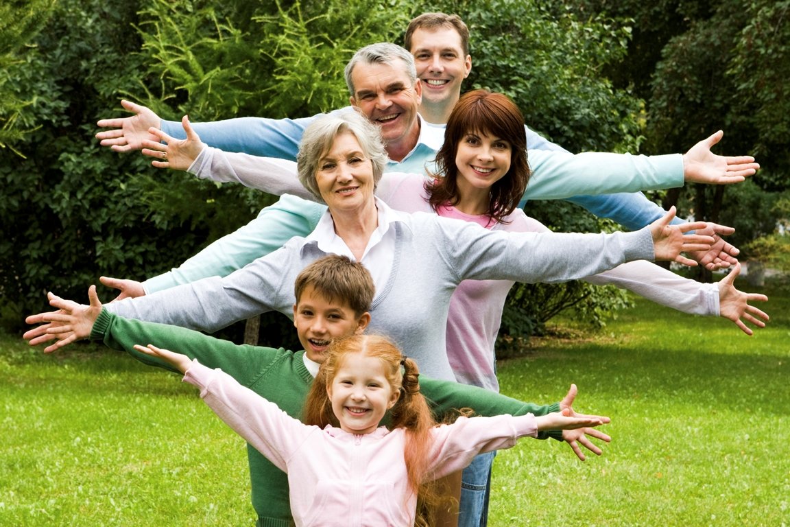 Красивая семья