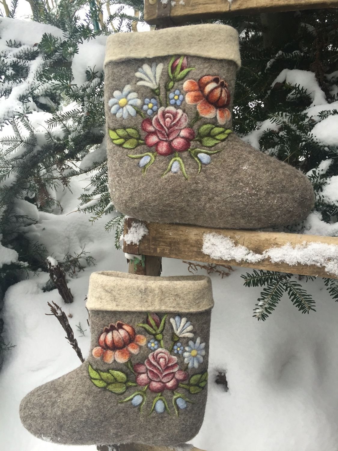 Валенки с цветочками