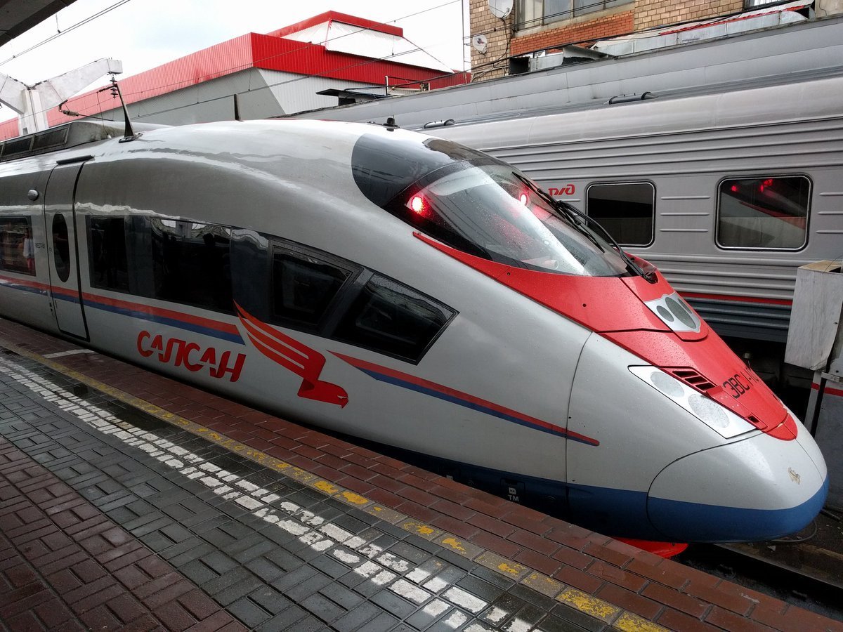 Скоростной поезд Сапсан