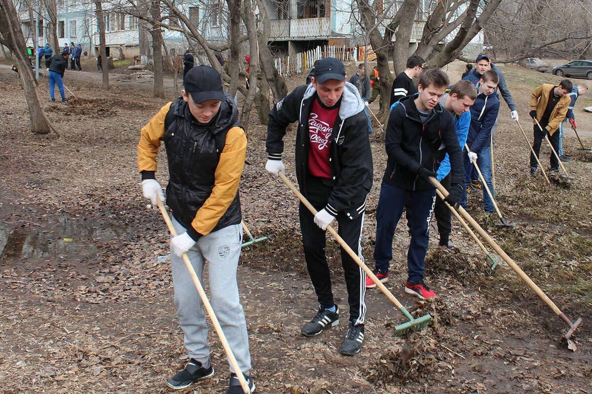 Субботник весной