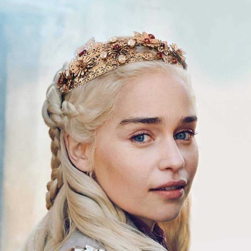 Эмилия Кларк Дейенерис Таргариен