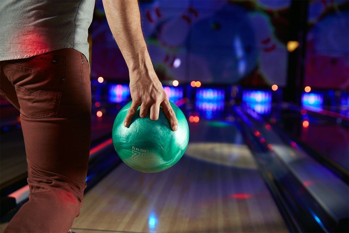 Шар для боулинга синий