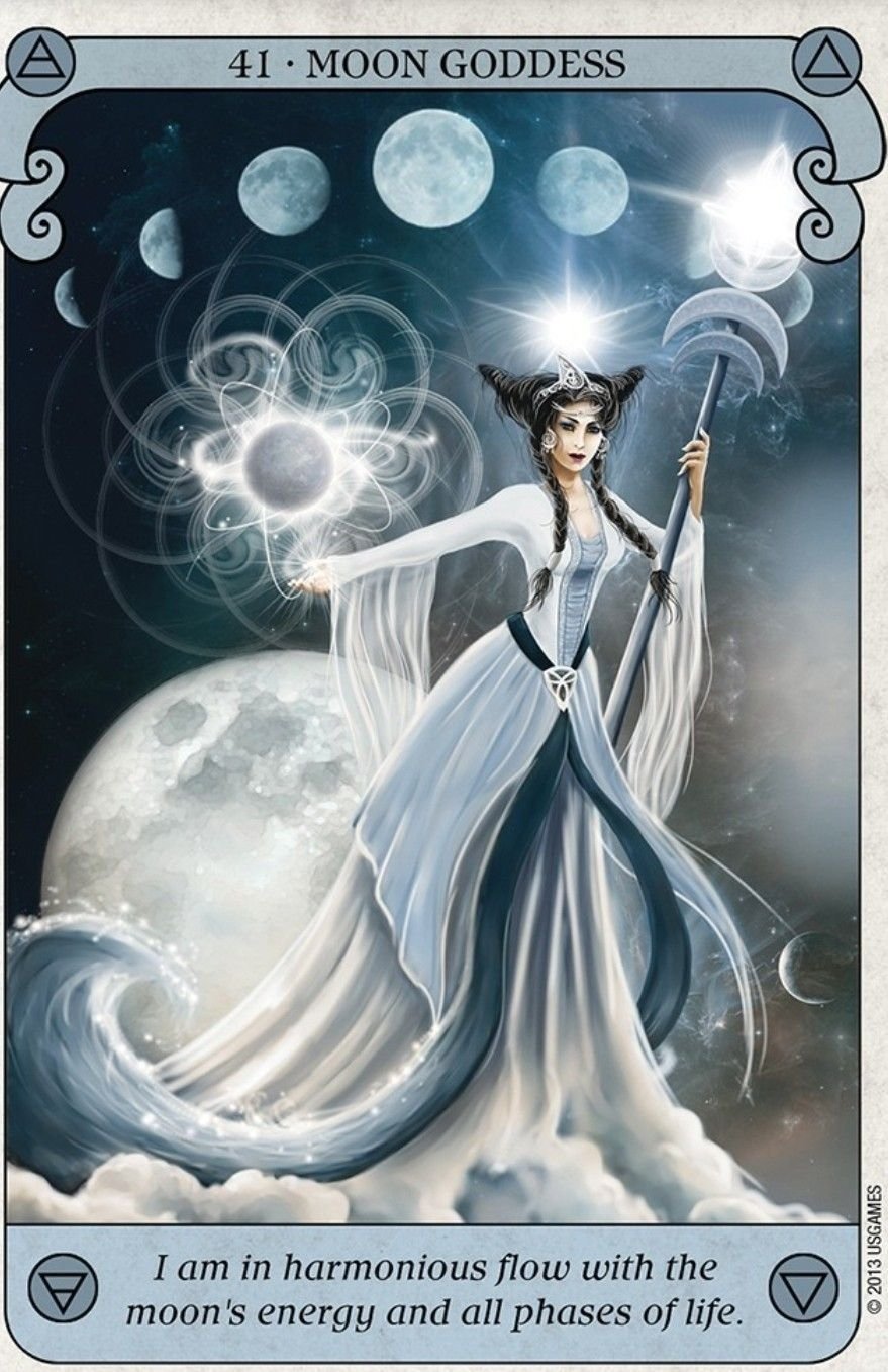 Дивия богиня Луны