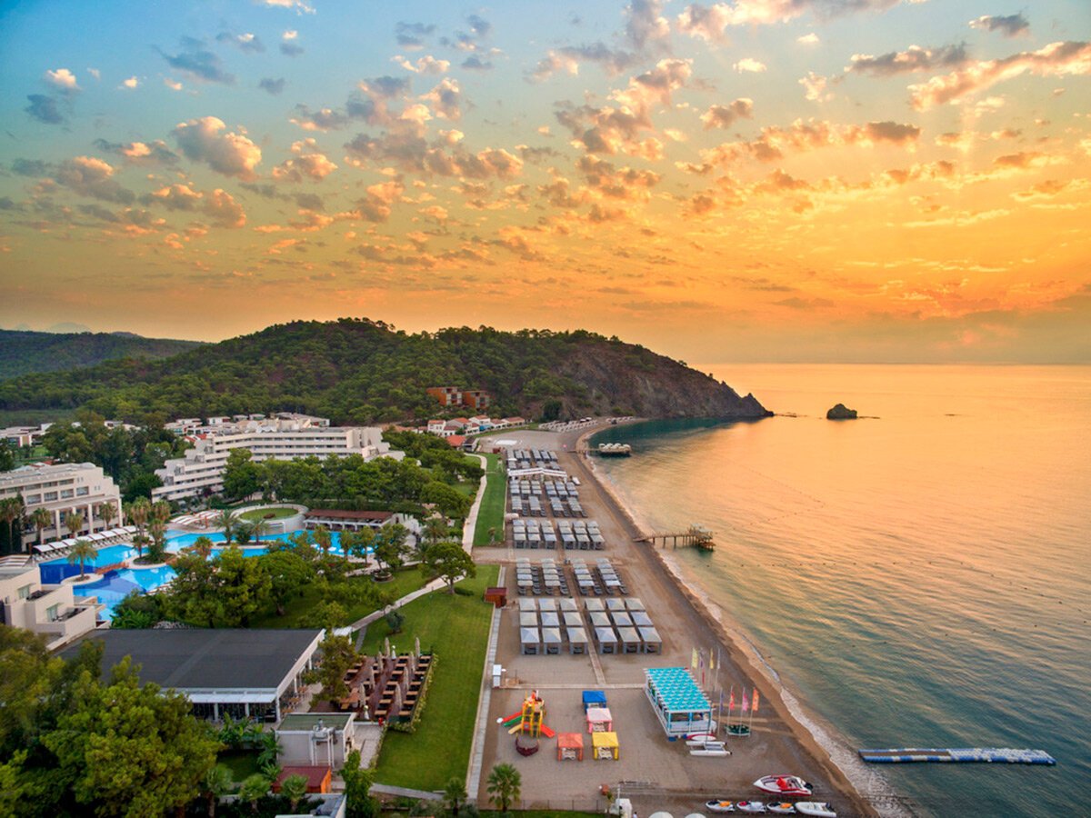 Риксос премиум Текирова Турция