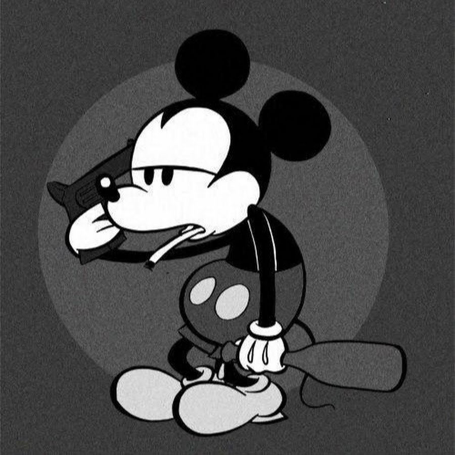 Зубы Микки Мауса