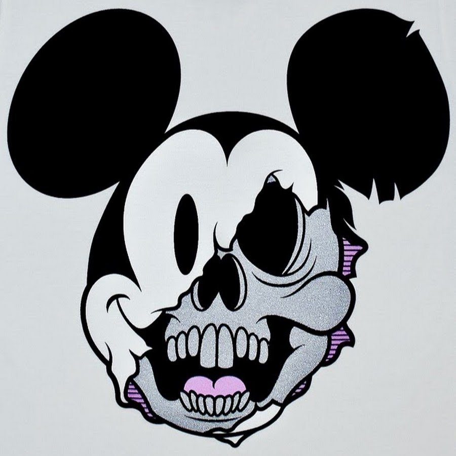 Микки Маус веселый