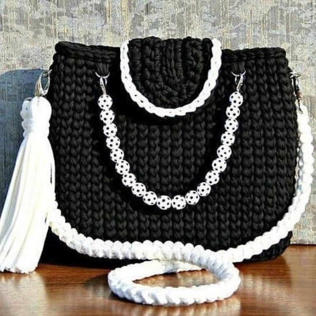 Декор обуви стразами