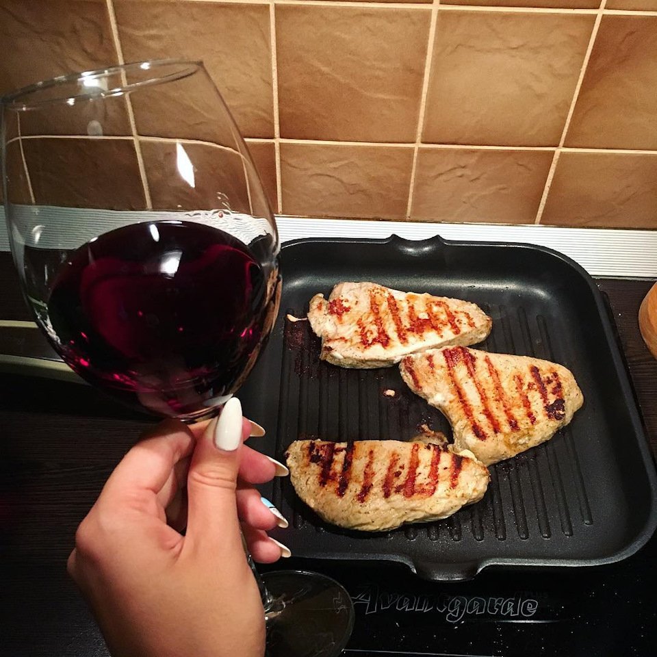 Ужин в ресторане на двоих селфи