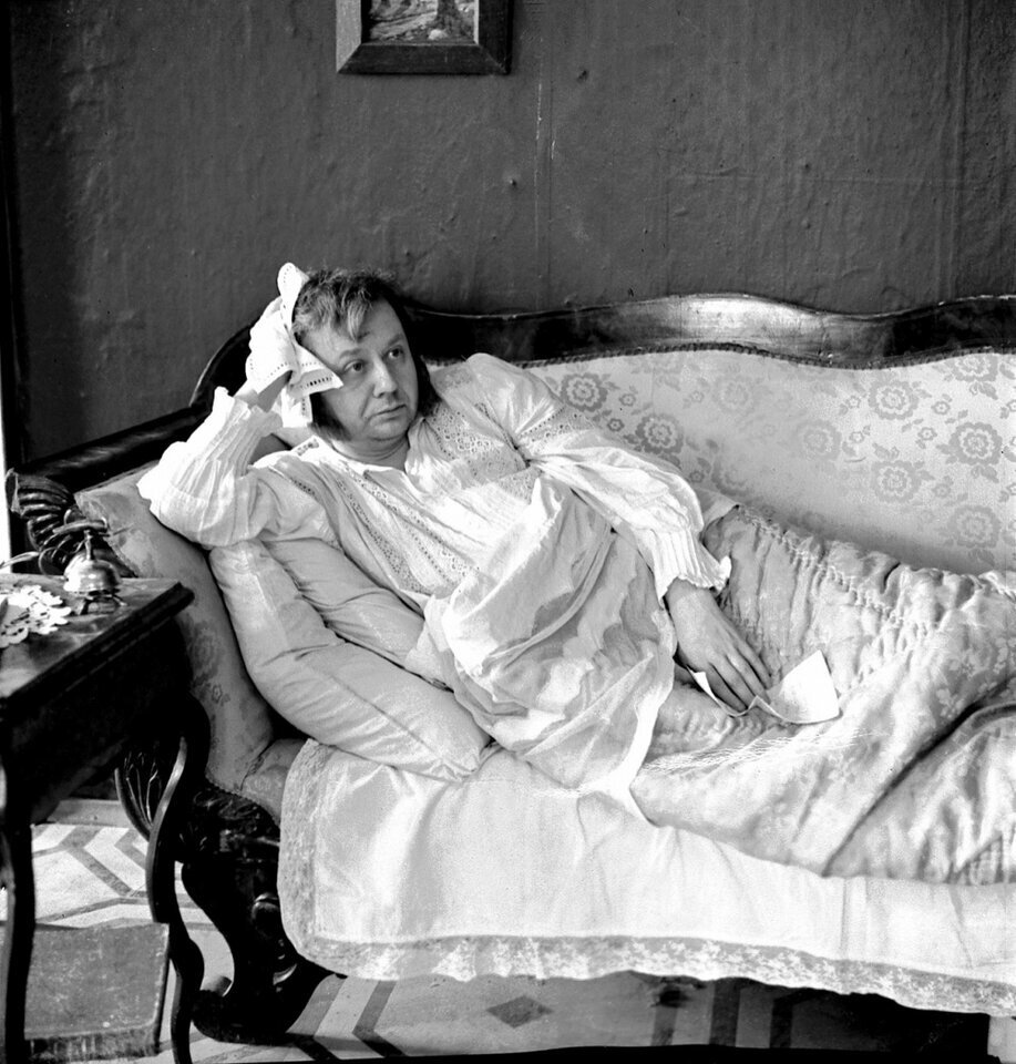 Спящий человек контур