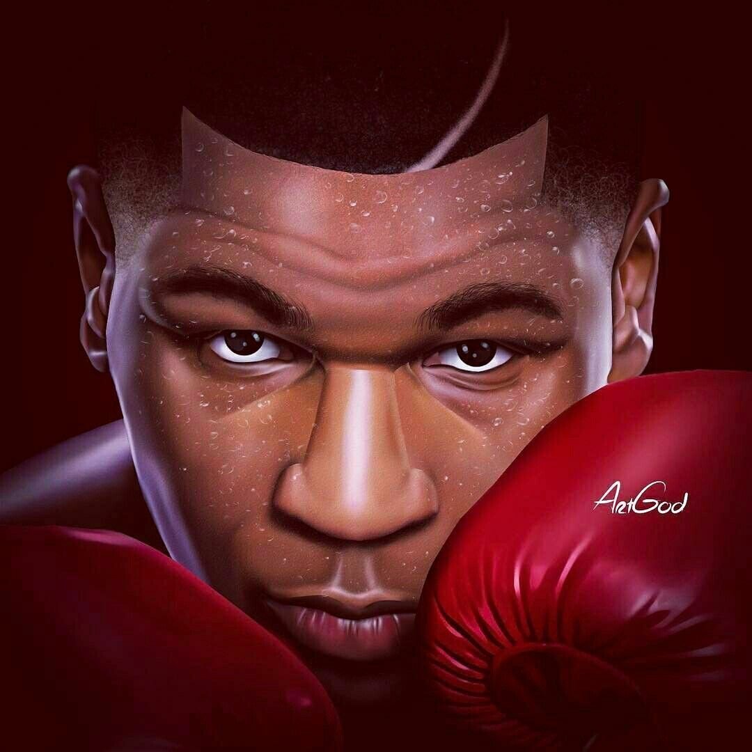 Майк Тайсон с поясами