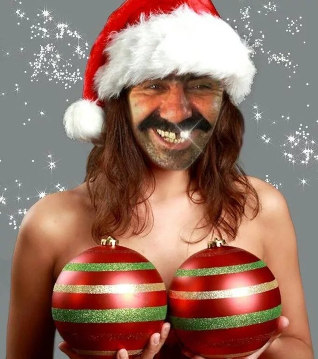 Статуя Давида новый год