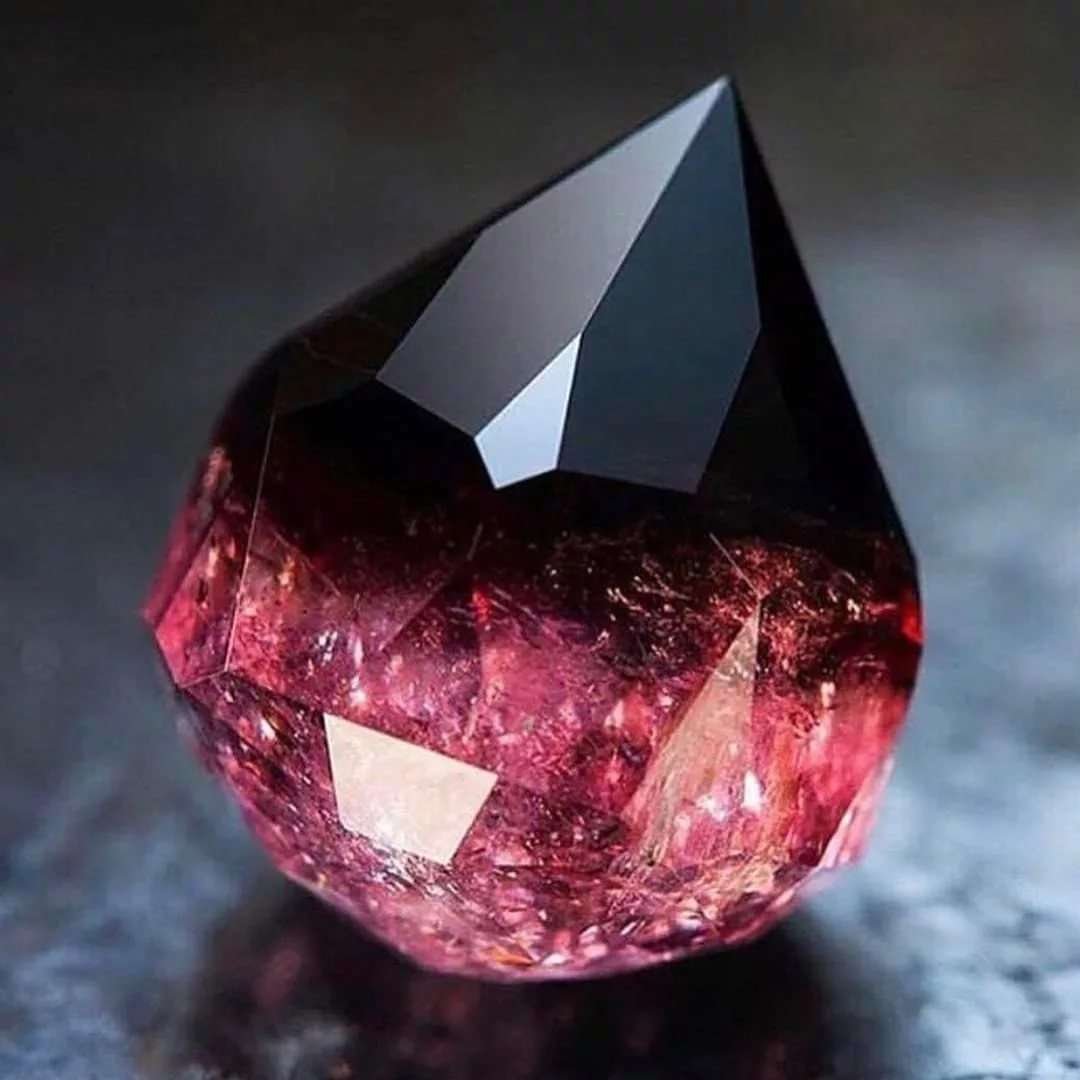 Красивые камни