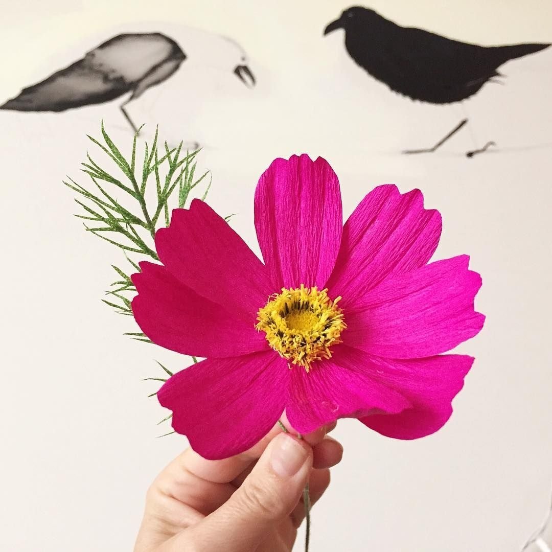 Космея из гофрированной бумаги