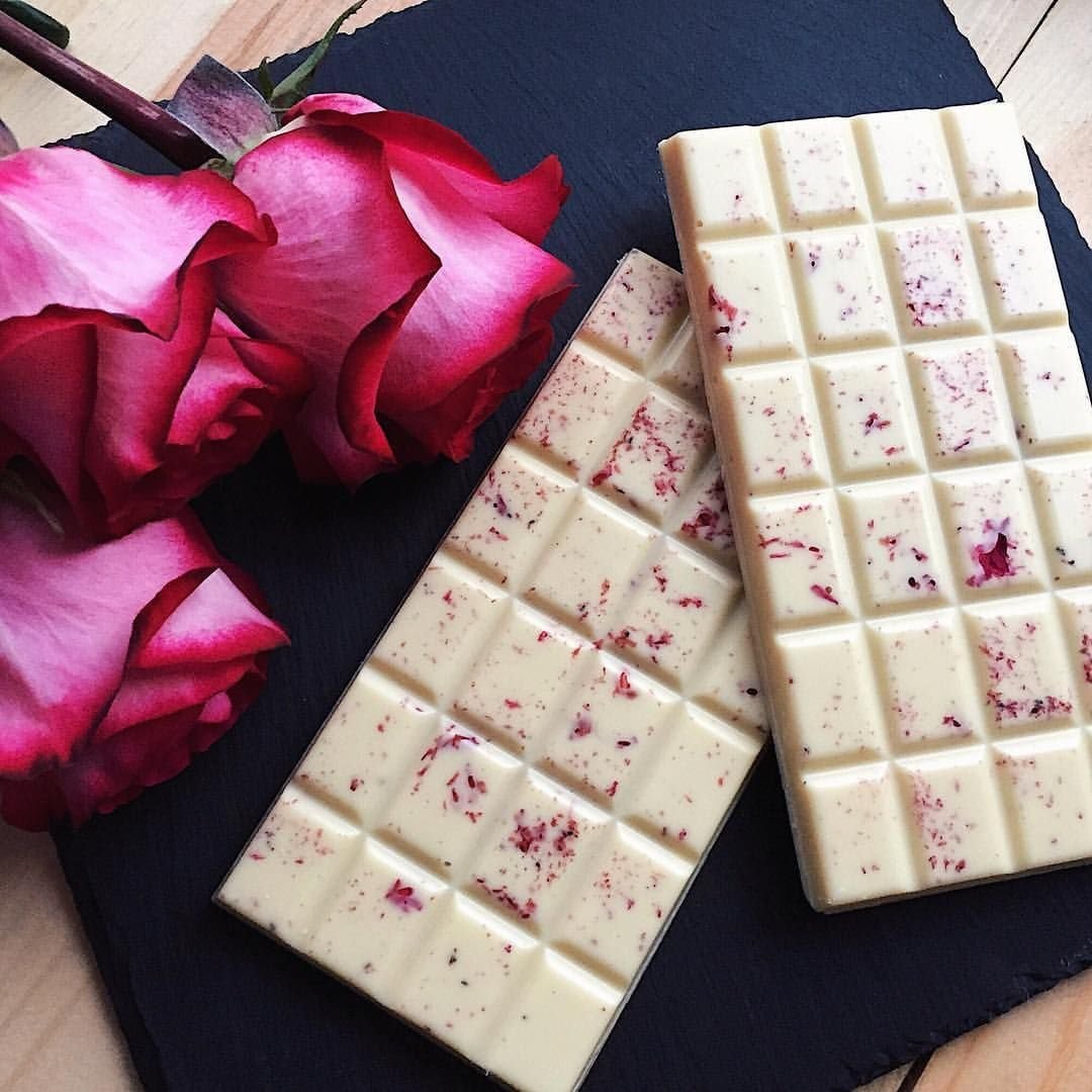 Шоколадные плитки ручной работы