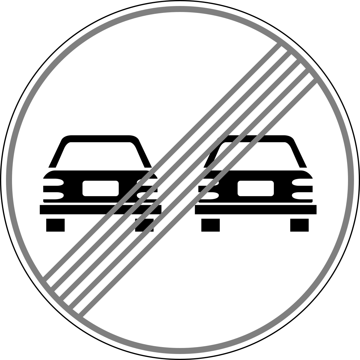 Запрещенный обгон на трассе