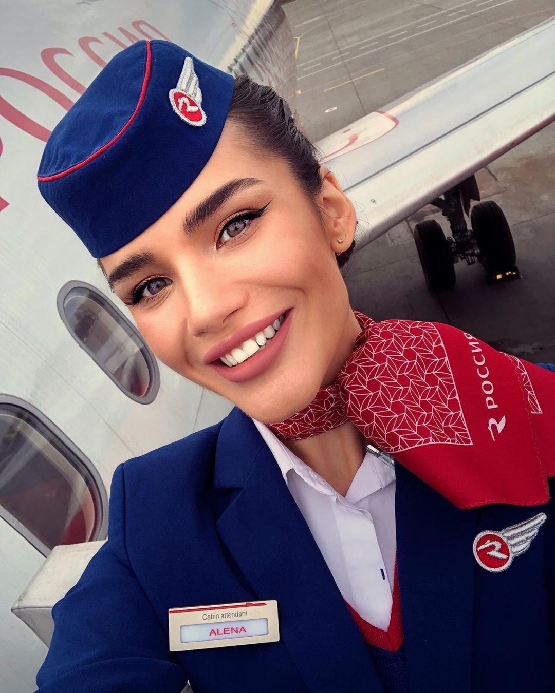 Стюардесса авиакомпании Россия Алена Глухова