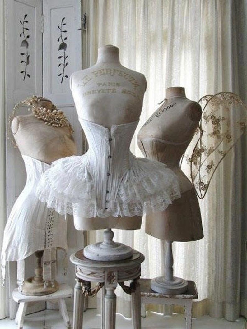 Винтажный манекен