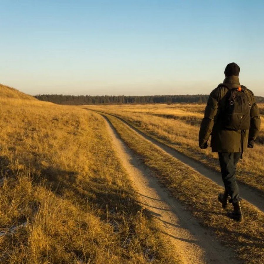 Человек на дороге