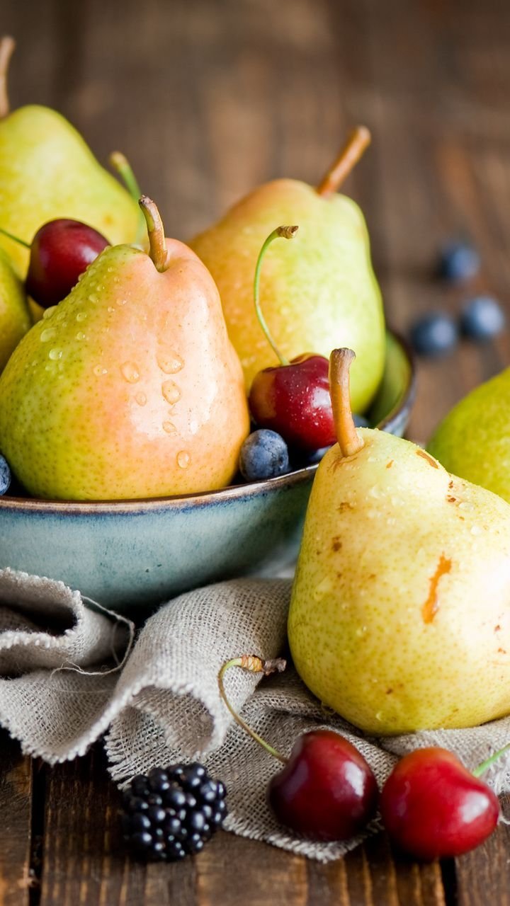 Яблоки и груши