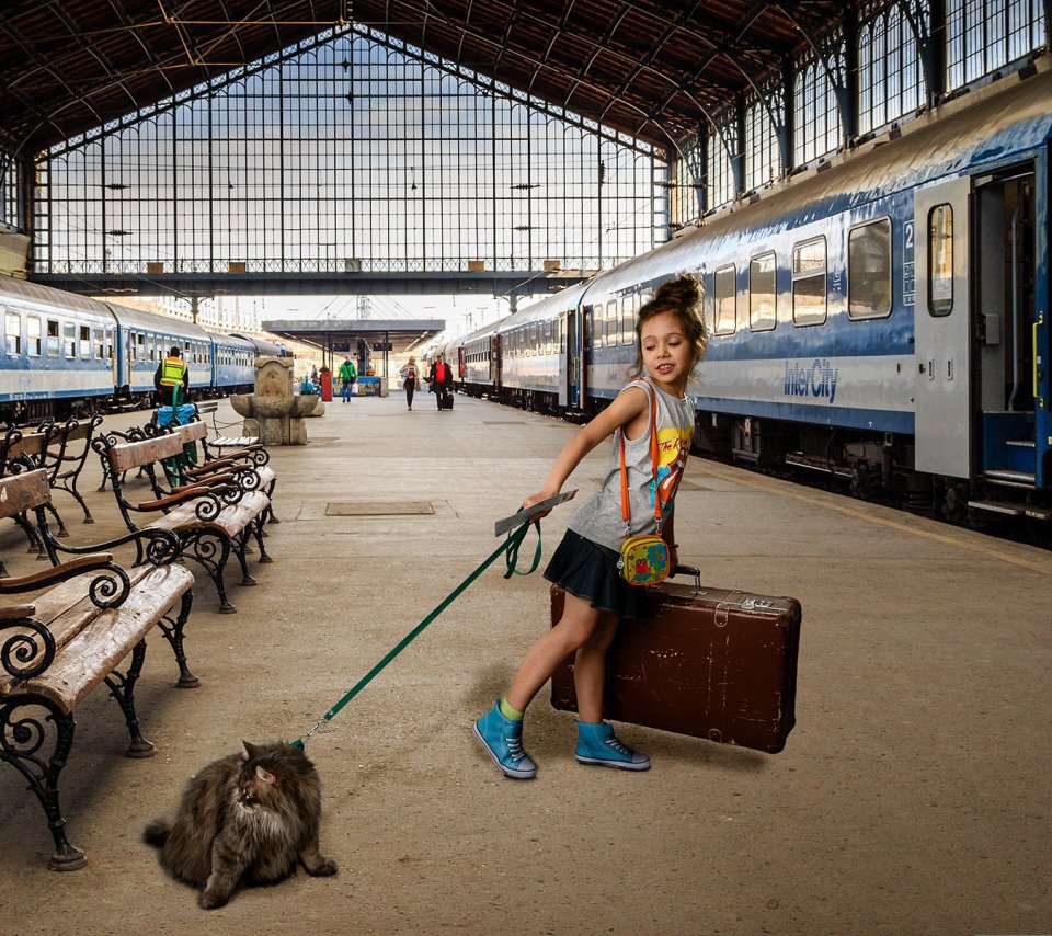 Девочка на вокзале