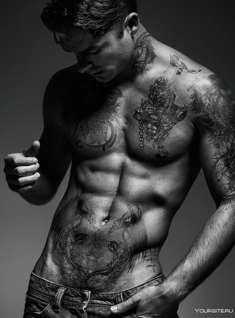 Брутальное мужское тело