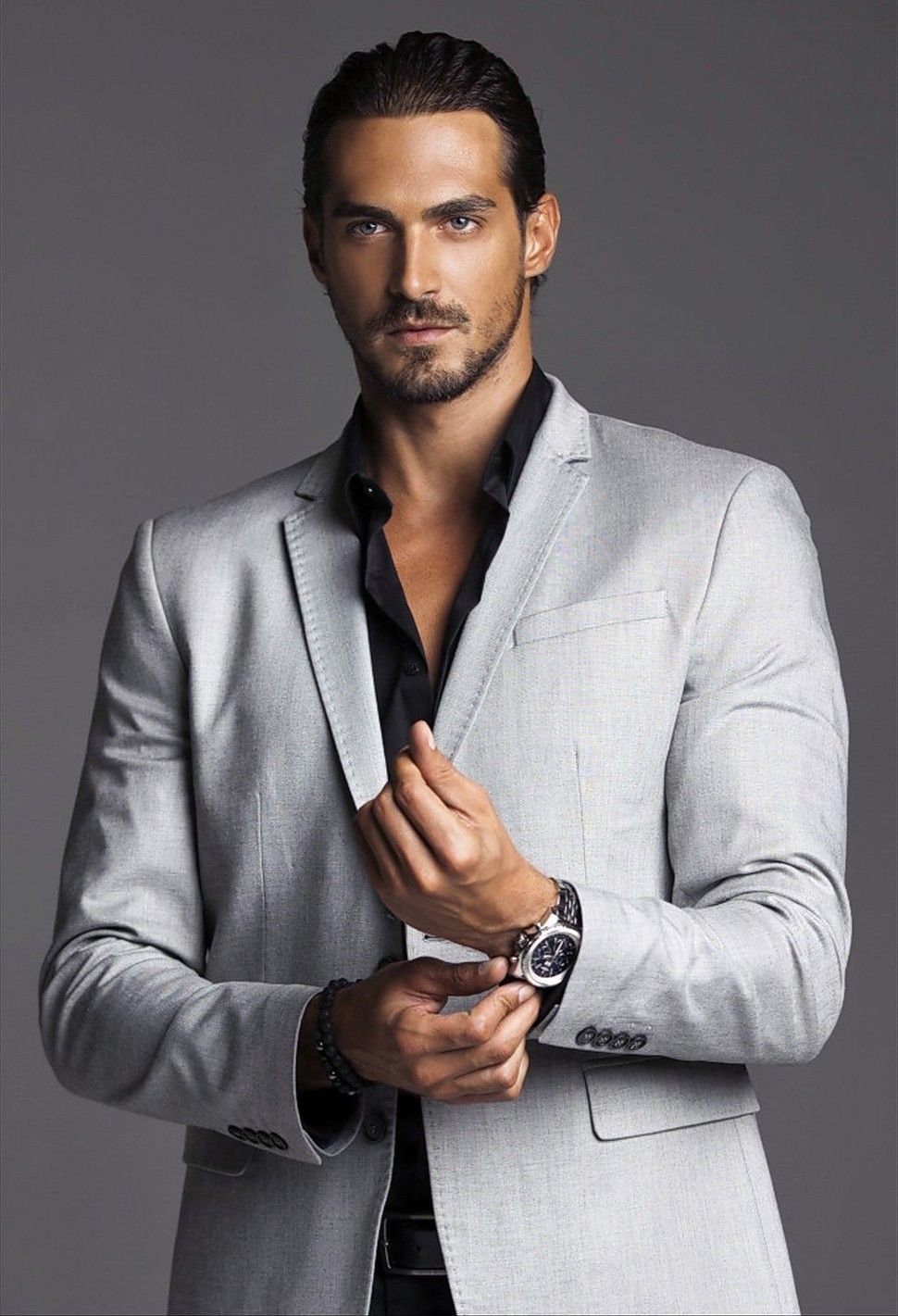 Душан Санжар модель