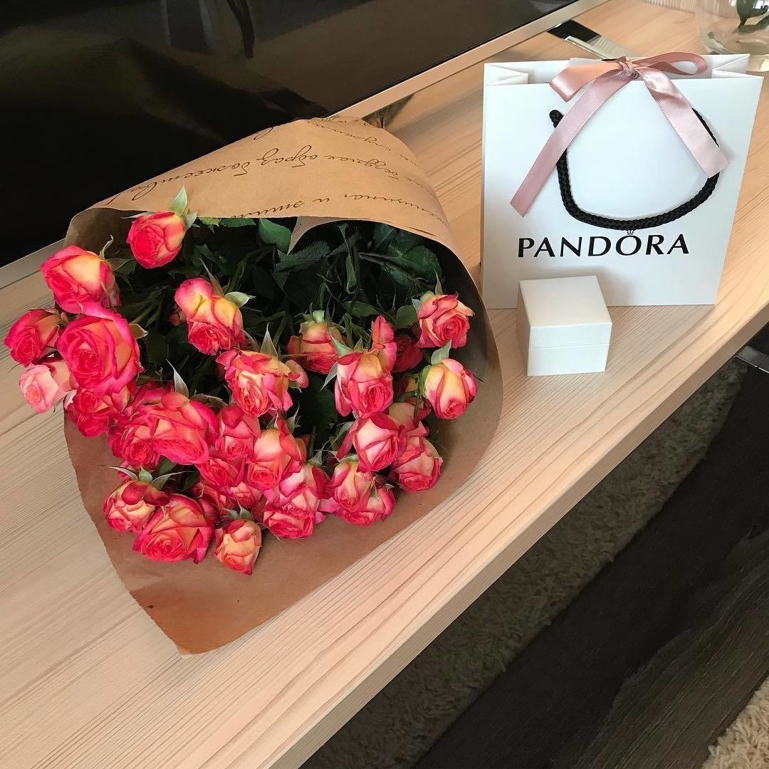 Букеты роз шикарных