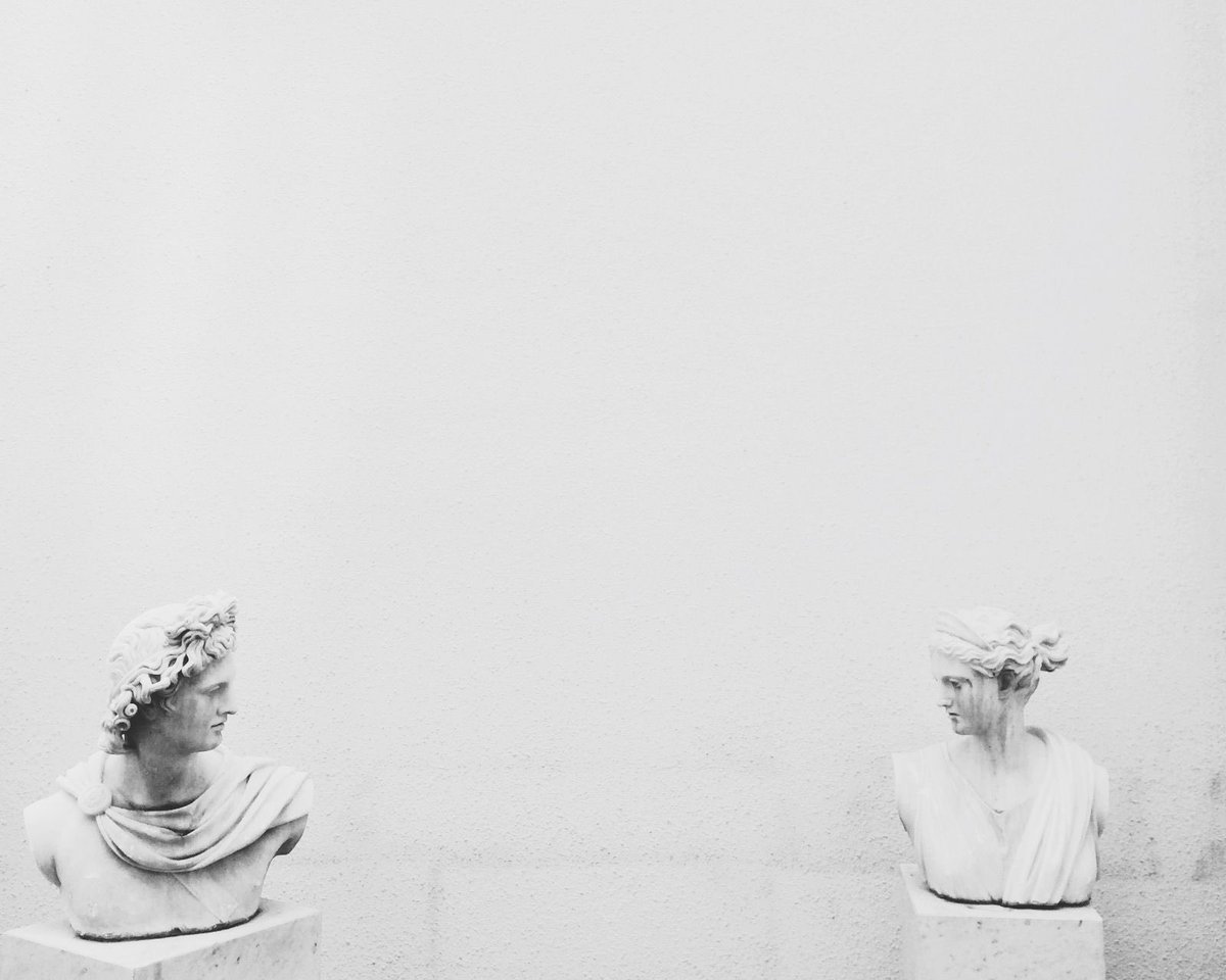 Белые скульптуры Эстетика