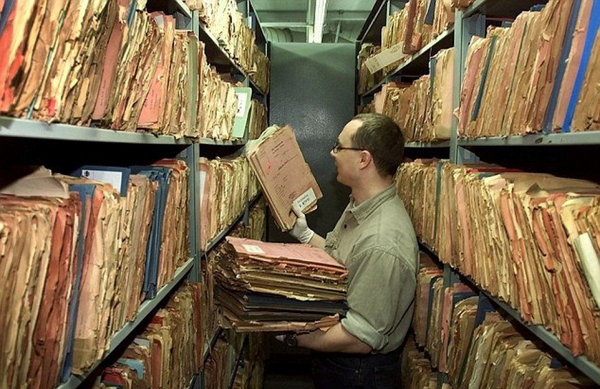 10 Марта день архивов России