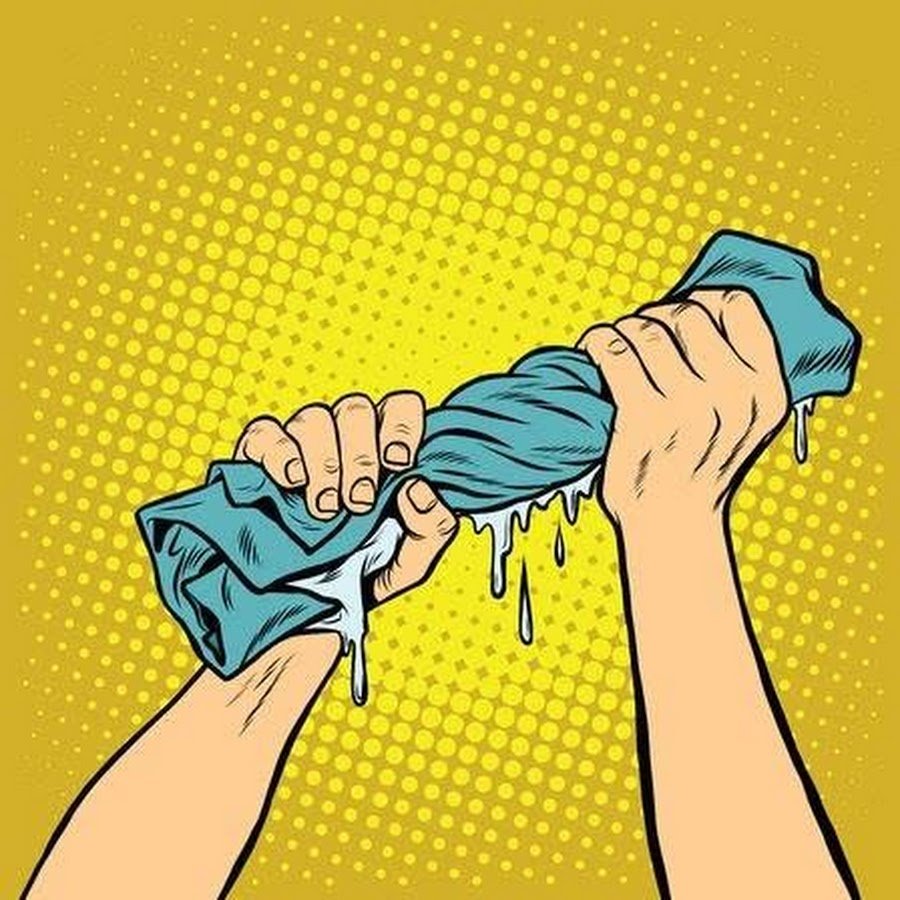 Выжимание тряпки руками