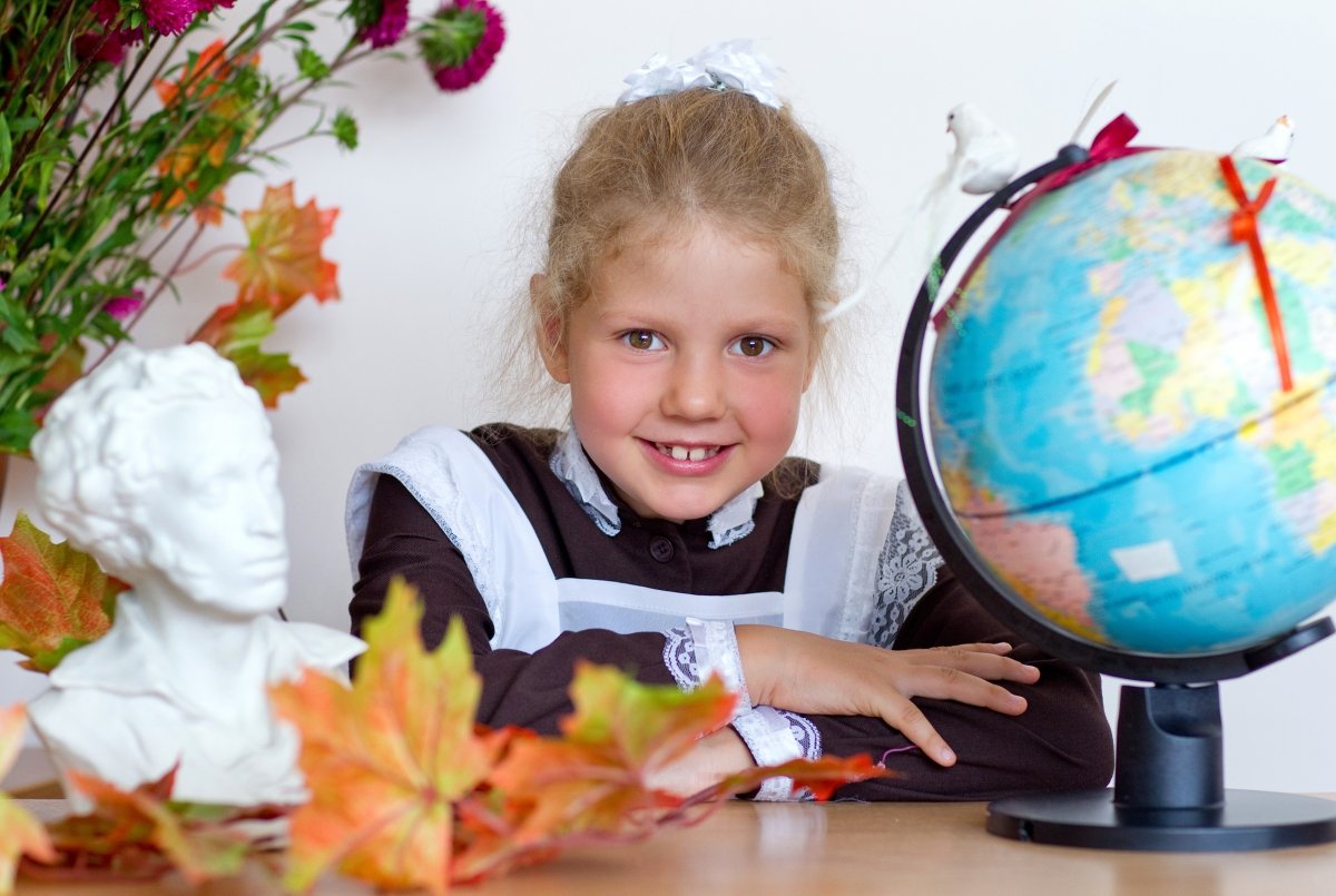 Школьницы младших классов