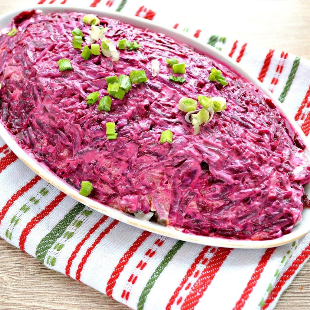 Сельдь под шубой в ресторане