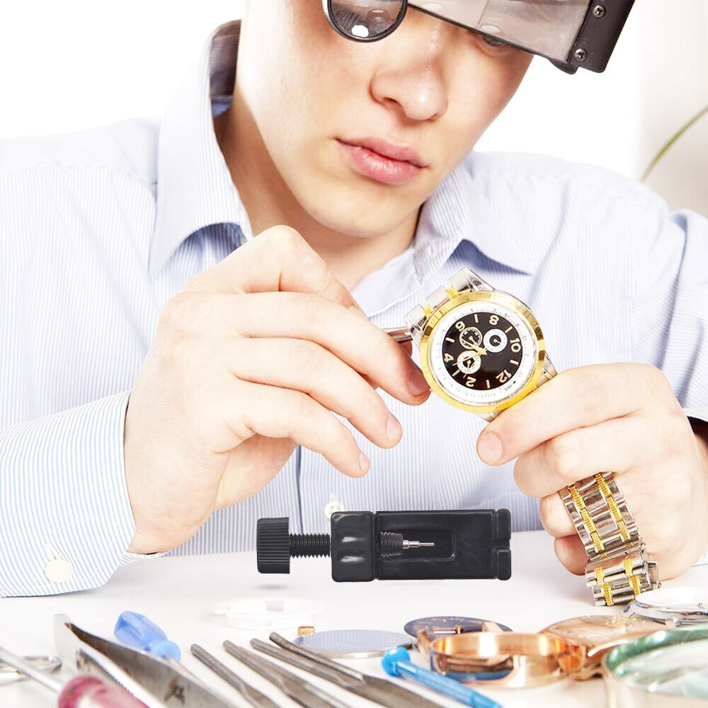 Профессия часовой мастер