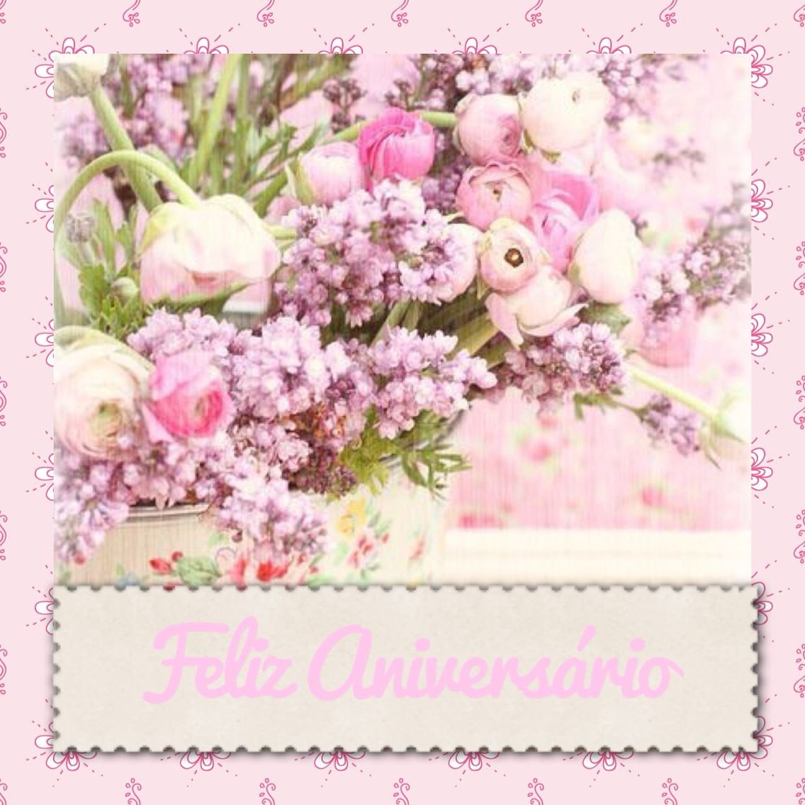 С днем рождения с нежными цветами