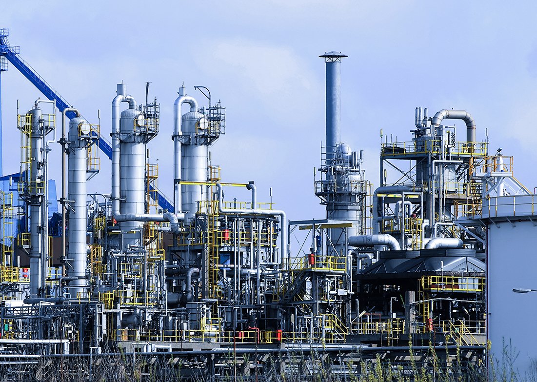 Ярославский нефтеперерабатывающий завод закат