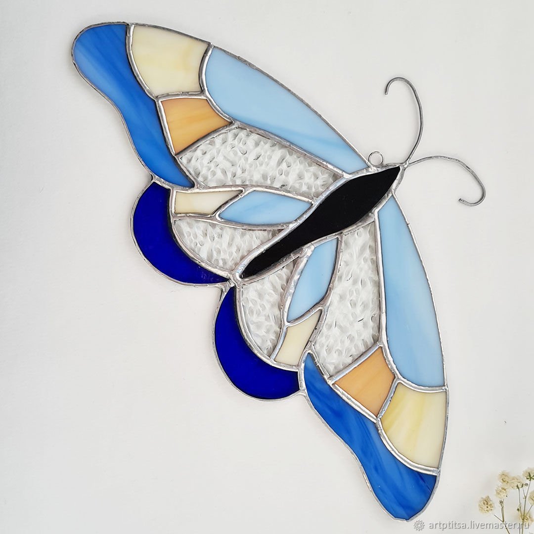 Витраж бабочка вектор стилизованная