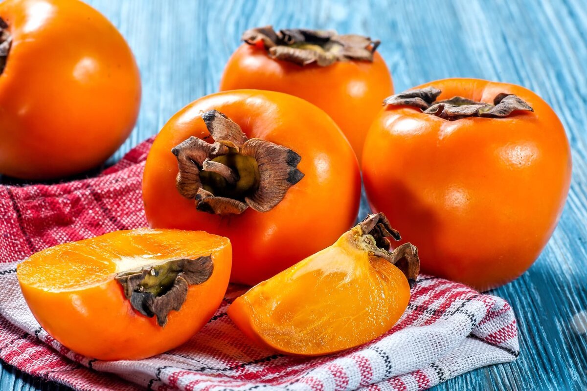 Неспелая хурма