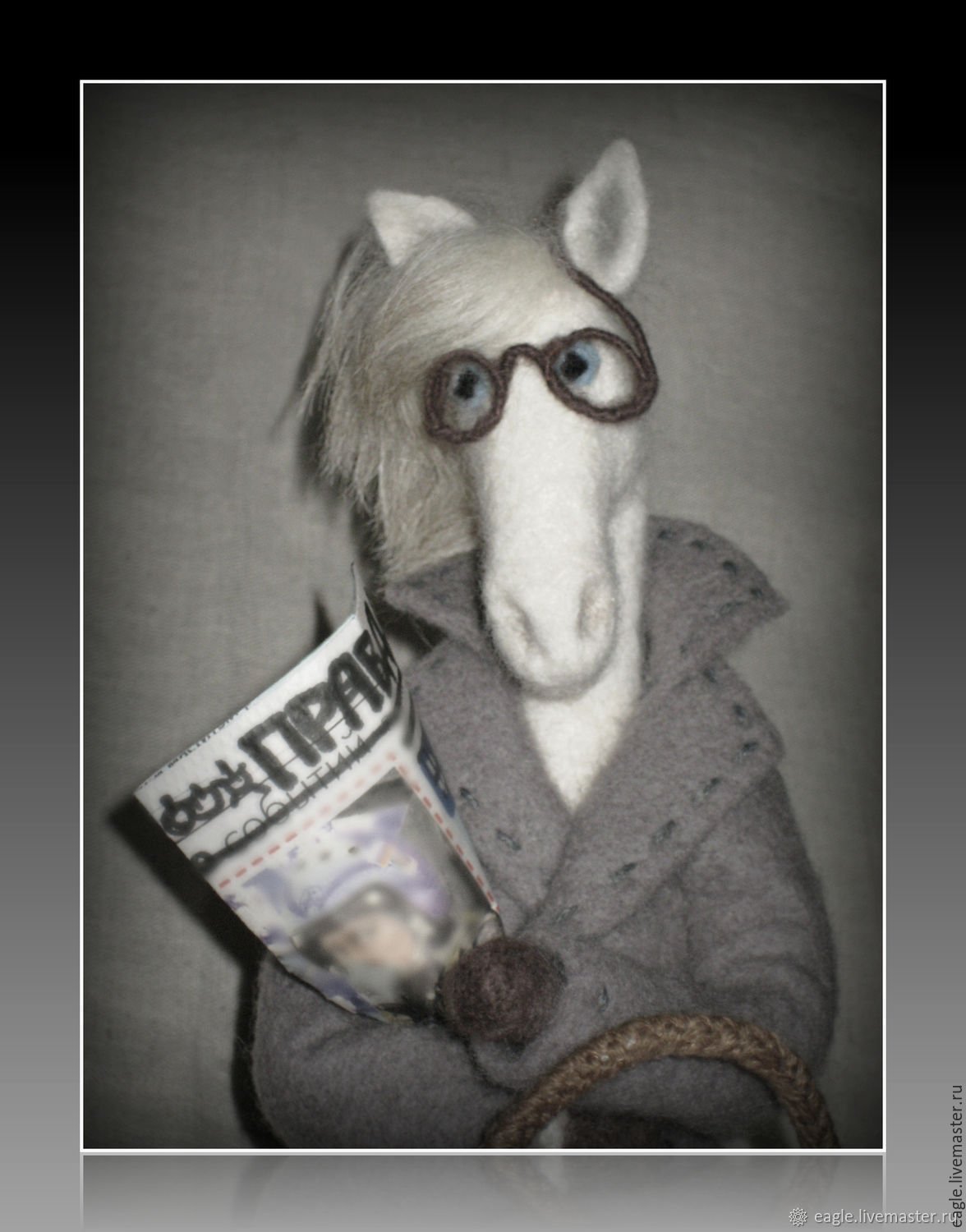 Пальто с лошадками