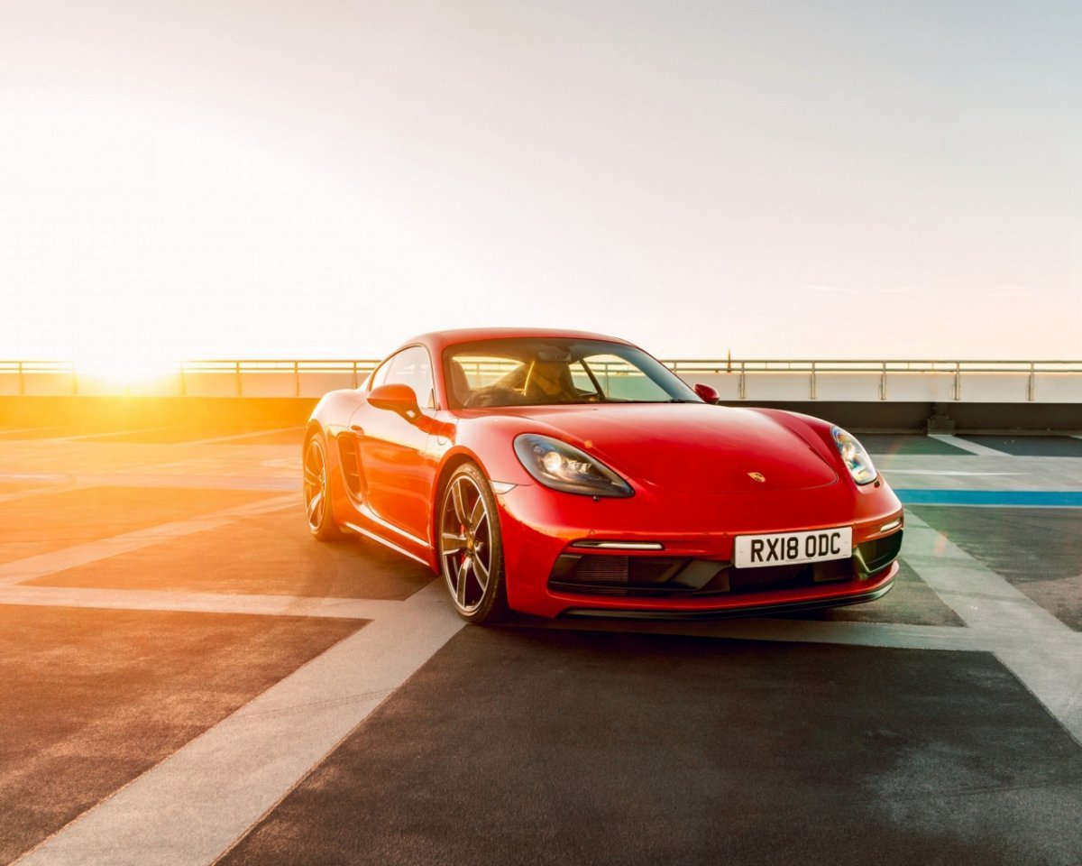 Порше Кайман 718 GTS