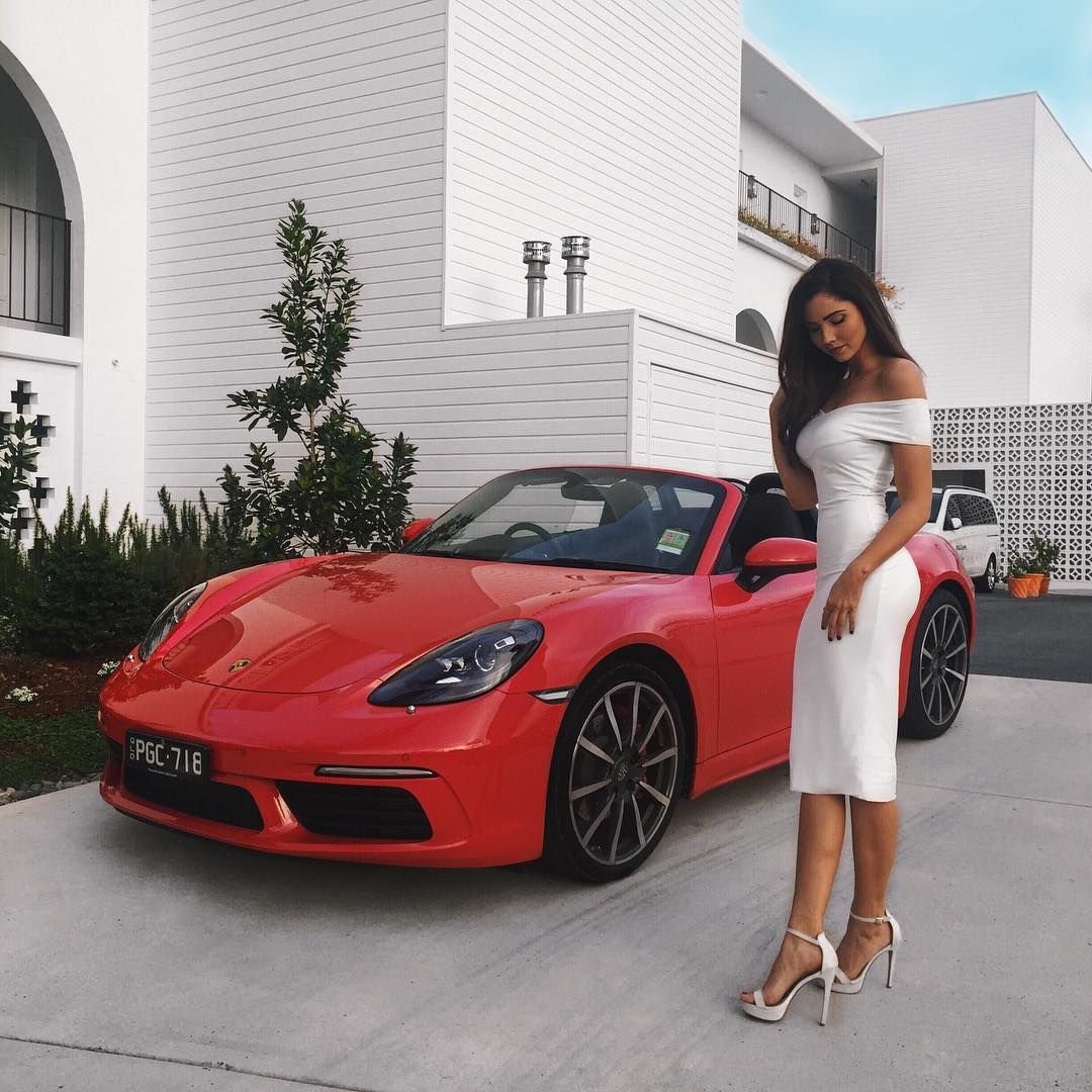 Автоблогер Анастасия Тукмачева